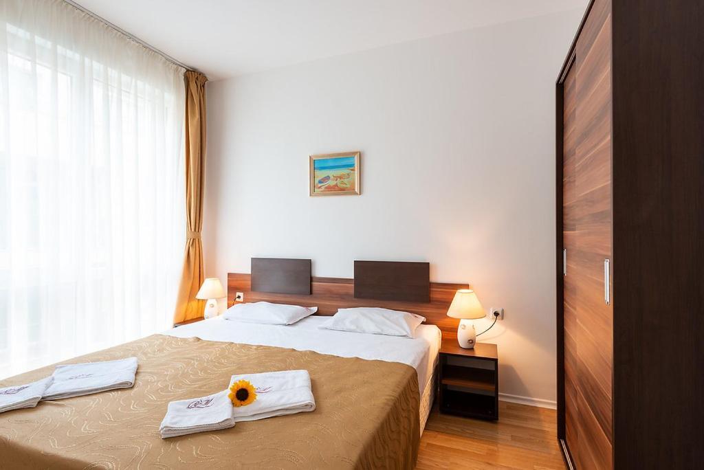 Aparthotel Sea Romance Słoneczny Brzeg Zewnętrze zdjęcie