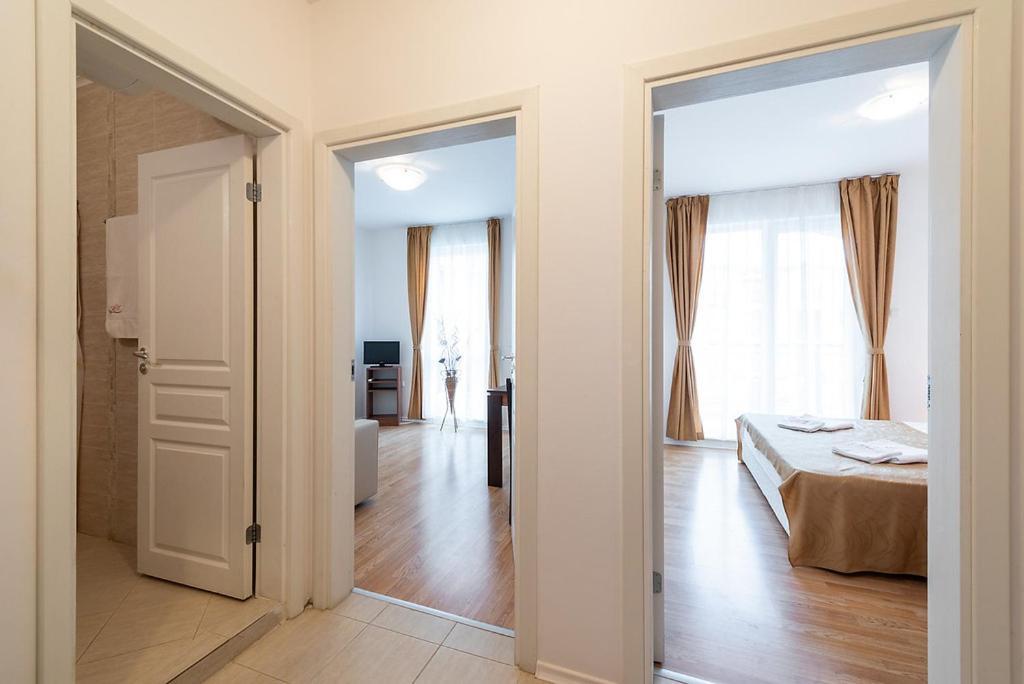 Aparthotel Sea Romance Słoneczny Brzeg Zewnętrze zdjęcie